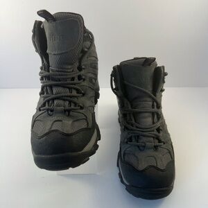 Wolverine Men’s Wilderness Boot, W080007, Charcoal, 8.5M